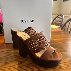 JustFab Brown Platform Woven Sandals